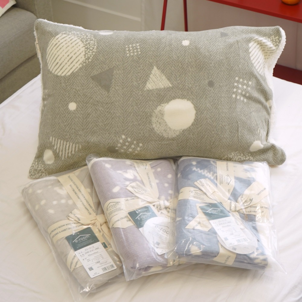 ロマンス小杉 e-room 暖か枕カバー イメージ